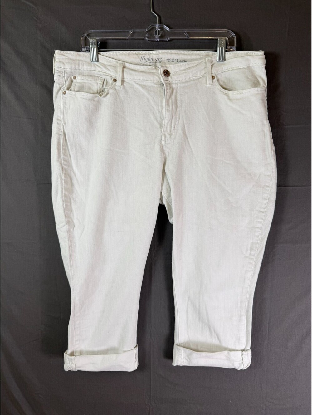 Signature by Levi Strauss Co Modern Capri Jeans Womens Size 18 White Denim Stret